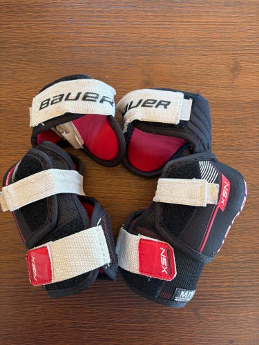 Intermediate Medium Bauer NSX Elbow Pads (Used)