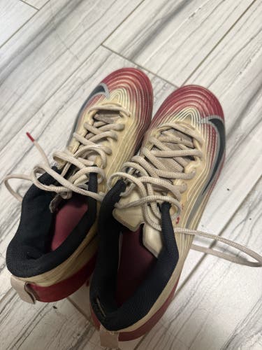 White/crimson/ metallic silver/black Men's Size M 9.5 (W 10.5) Adult Nike Vapor Speed (Used)