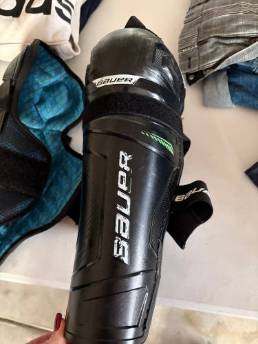 Youth Bauer X 12" Shin Pads (Used)