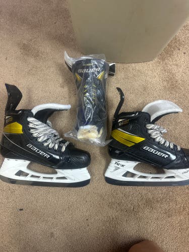 2020 Bauer Supreme Ultrasonic Hockey Skates Regular Width 7.5 (Used)