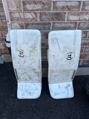 21" Warrior Ritual G5 Goalie Leg Pads (Used)