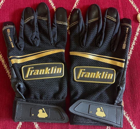 Medium Franklin Pro Classic Batting Gloves (Used)
