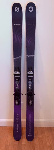 25/26 Blizzard Anomaly 102 sz.182 w/ Marker Griffon demo bindings