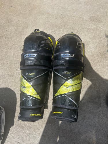 Senior Bauer Supreme Ultrasonic 15" Shin Pads (Used)