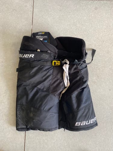Intermediate Medium Bauer Supreme 3S Pro Hockey Pants (Used)