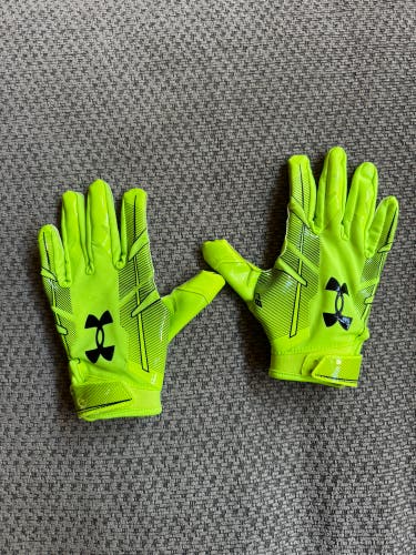 Under Armour Youth F8 Football Gloves - Lime Surge Neon Green - Size Youth Medium