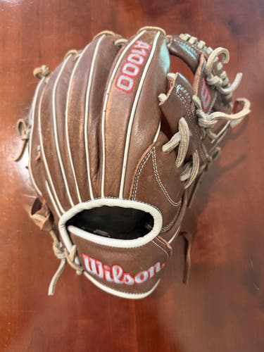 2025 Infield RH Wilson A1000 Baseball Glove 11.75" (Used)