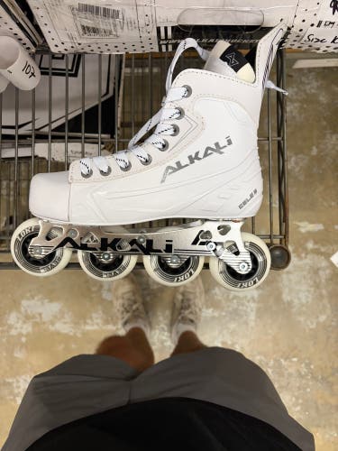 NEW Alkali Cele III Inline Skates Size 7