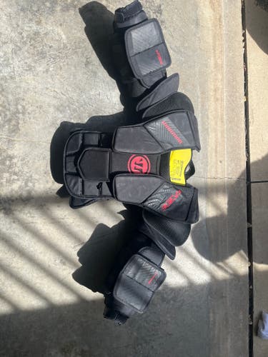 Small / Medium Warrior Ritual RX3 E Goalie Chest Protector (Used)