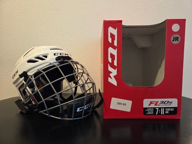 CCM FitLite 3DS Helmet - Youth (Used)