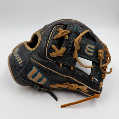 Wilson A2000 DP15 11.5 Infield Baseball Glove