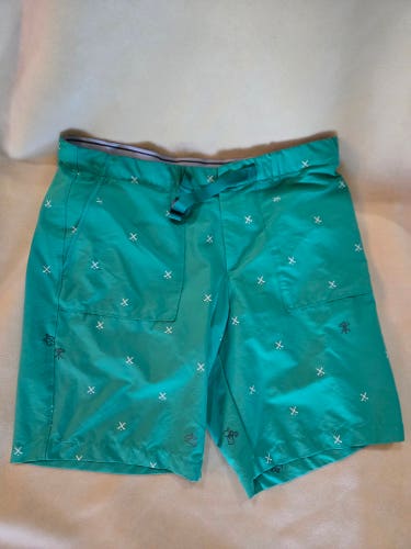 Used Nike Flex Charm Golf Shorts Green Extra Large Men's Nike Shorts (Used). Slim fit