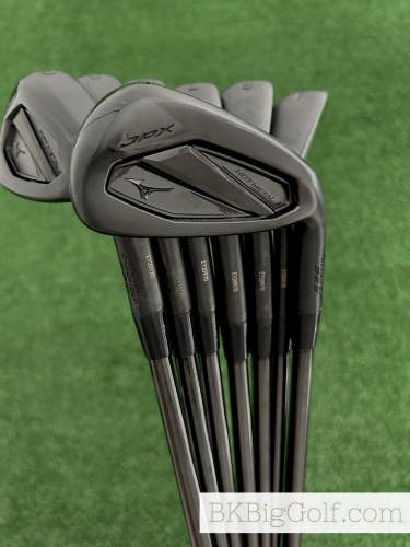 Mizuno JPX 925 Hot Metal Black Iron Set 4-P / KBS Tour Lite Stiff