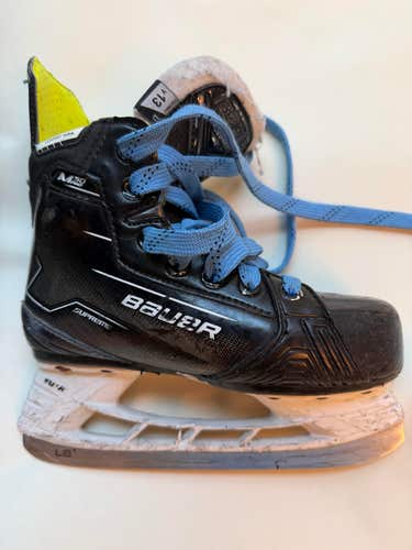 Bauer Supreme M50 Pro Hockey Skates Regular Width 13 (Used)