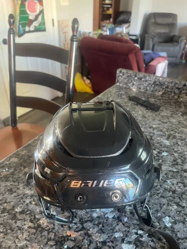 Large Bauer Hyperlite 2 Helmet (Used)