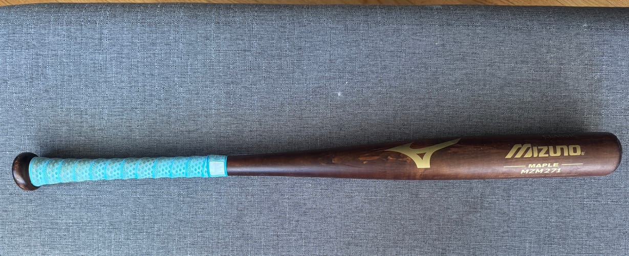 2011 Mizuno MZM271 Maple Bat 19 oz 29" (Used)