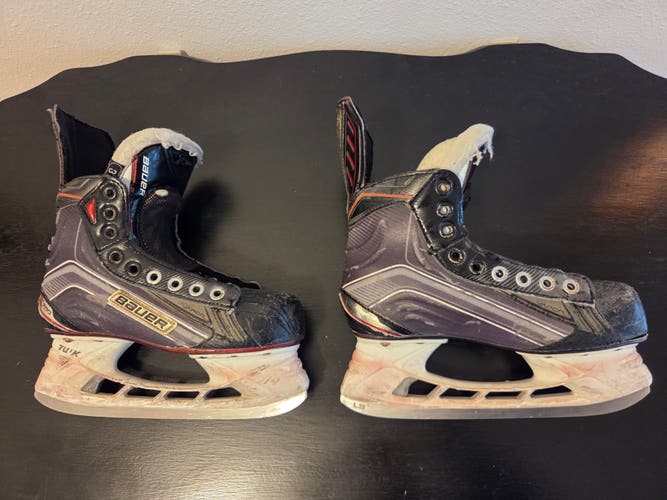 Bauer Vapor X700 Hockey Skates - Size 3 - Regular D Width (Used)
