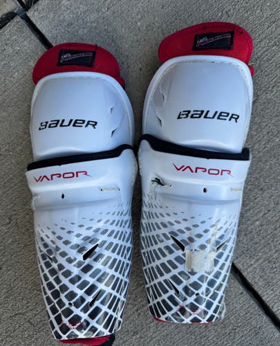 Youth Bauer Vapor 8" Shin Pads (Used)