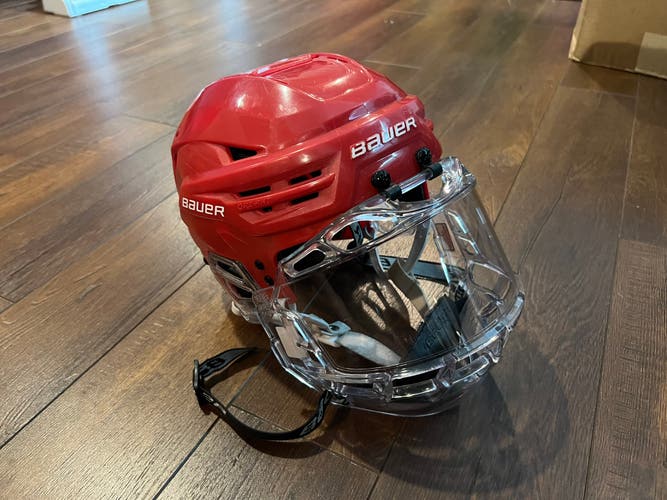 Bauer Re-Akt 85 Helmet with Full Face Bubble Visor (Used) size Small Bauer concept 2 jr