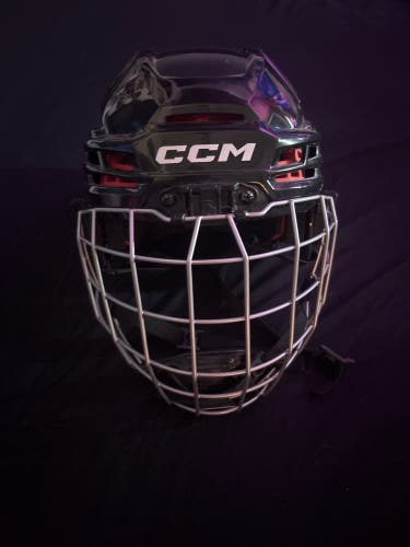 Junior CCM Tacks 70 Helmet (Used once)