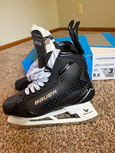 Bauer Supreme Shadow SR Hockey Skates 8.5 Fit 3 (New with Flaws) Black