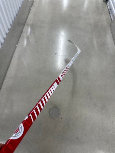 Junior Warrior Novium 2 Pro Right Handed Hockey Stick W28 50 Flex (Used)