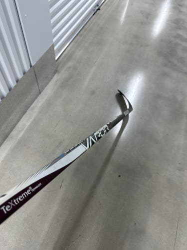 Senior Bauer Vapor 1X Right Handed Hockey Stick P88 67 Flex Pro Stock (New)