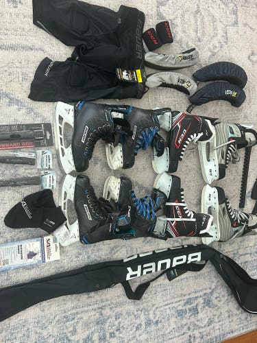CCM Hockey Skates 8 (New)