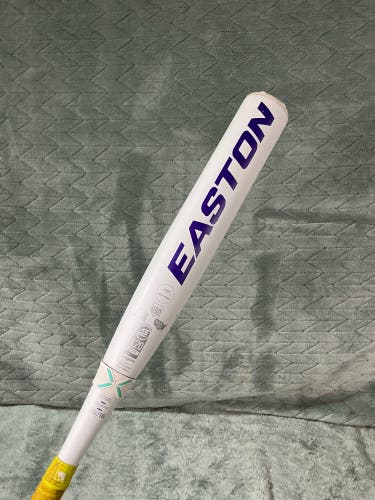 White 2024 Easton Firefly Composite Bat (-12) Composite 16 oz 28" (Used)