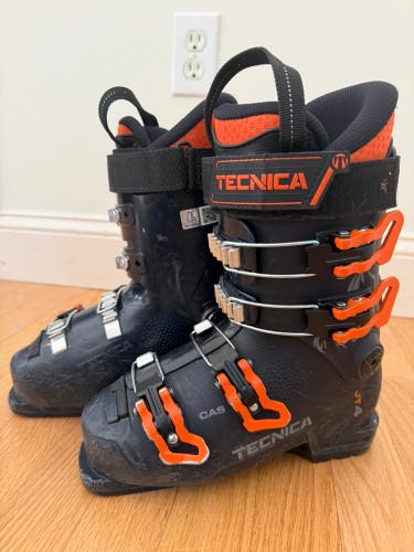 Tecnica JT4 Ski Boots sz21.5