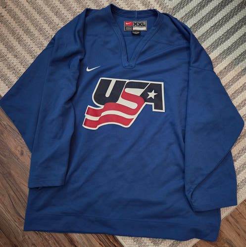 Blue XXL Men's Nike Team USA Practice Hockey Jersey (Used)