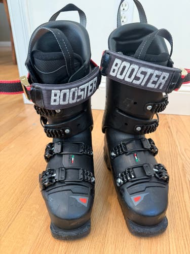Nordica Dobermann Racing Ski Boots Soft Flex w/ Booster straps sz.23.5