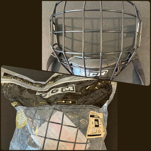 CCM FM480 Small Face Mask Black Full Cage