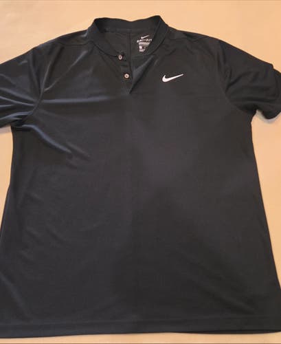 Black Large Men's Nike Golf Collarless Shirt (Used)