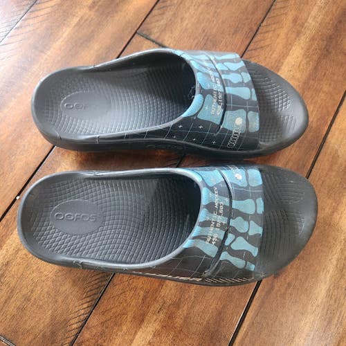 Black Men's Size M 7.0 (W 8.0) Youth Bauer Sandals (Used)