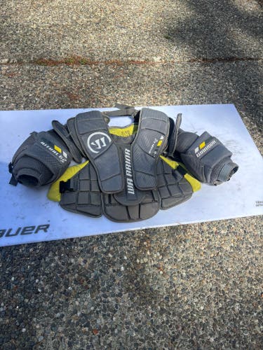 Small / Medium Warrior Ritual G2 Goalie Chest Protector (Used)