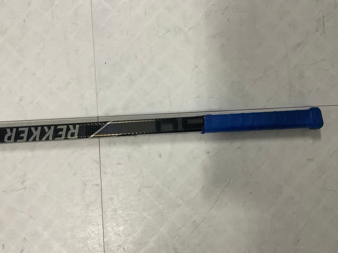 Youth Sher-Wood Rekker Right Handed Hockey Stick P29 Less Than 30 Flex (Used)
