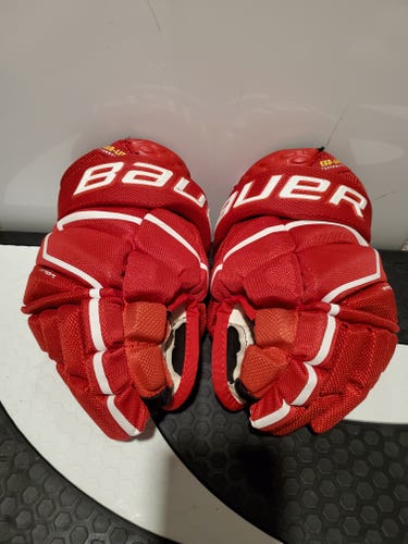 Bauer Vapor Hyperlite Gloves 10" (Used)