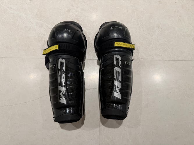 Junior CCM Tacks AS-V 11" Shin Pads (Used)