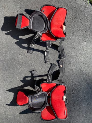 CCM KP1.9 Knee Pads