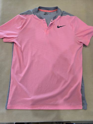 PInk and gray Nike Dri-FIT golf shirt Pink Large (Used)