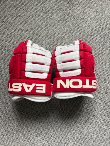 Easton Gloves Boston University Terriers