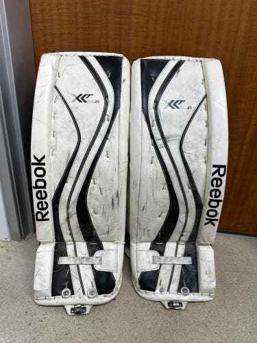 28" Reebok XLT 24 Goalie Leg Pads (Used)