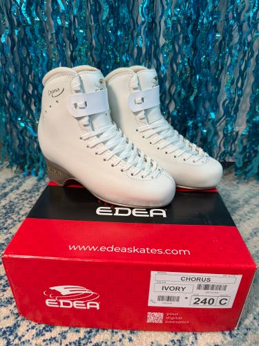 EDEA chorus Figure Skates 240 C (Used)