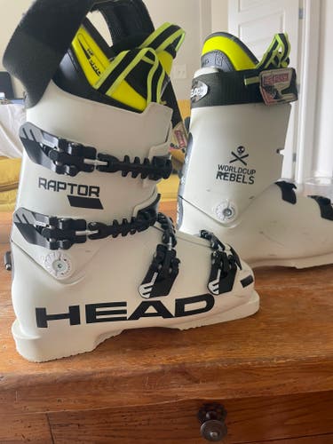 Head Raptor RS 120 Ski Boots w/ WC Booster Strap - Size 25 / 25.5