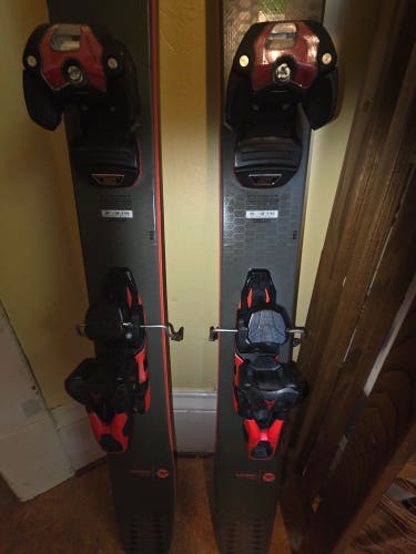 Women's 2020 Rossignol 156 cm Powder Skis With Bindings Max Din 10 (Used)