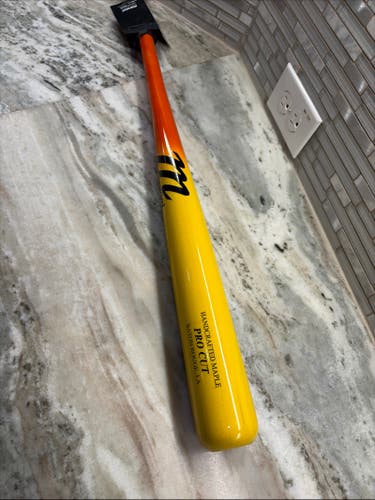Marucci Pro Cut Maple Training Bat  29 oz 31" (New)