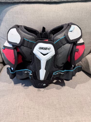 Small Junior CCM JetSpeed FT6 Shoulder Pads (Used)