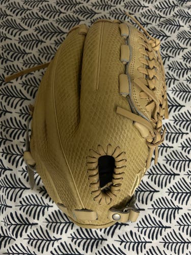 44 Pro CB44 RH Baseball Glove 12" (Used)