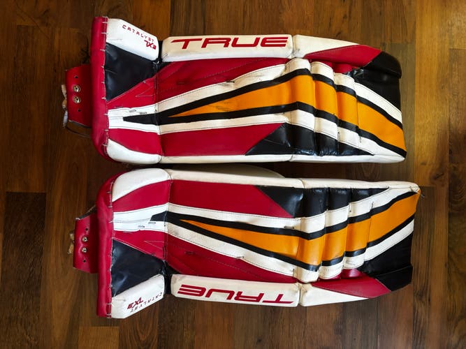 30" True Catalyst 7x Regular Goalie Full Set (Used)